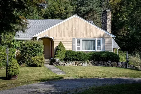 237 Brigham St, Marlborough, MA 01752