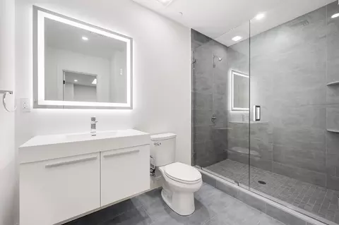 Bath - 536 Broadway, Everett, MA 02149 photo 1 of 2