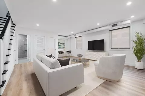 Living - 536 Broadway, Everett, MA 02149 photo 2 of 3