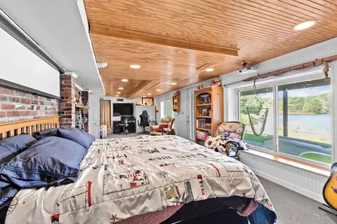 15 Maple St, Bourne, MA 02532 photo 19