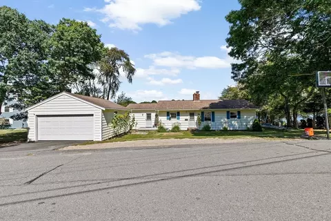 15 Maple St, Bourne, MA 02532 photo 35