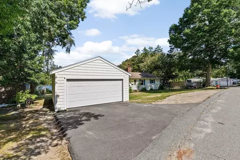 15 Maple St, Bourne, MA 02532 photo 36