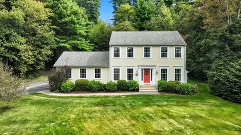 18 South Rd, Sturbridge, MA 01566