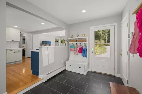 30 Arch St, Westborough, MA 01581 photo 2