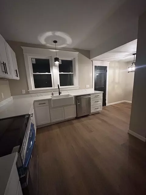 52 Eldridge St, Springfield, MA 01108 photo 4