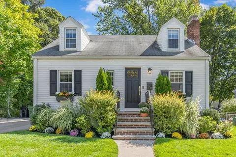 52 Edward Rd, Watertown, MA 02472
