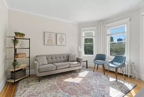 20 Rice St #2, Brookline, MA 02445