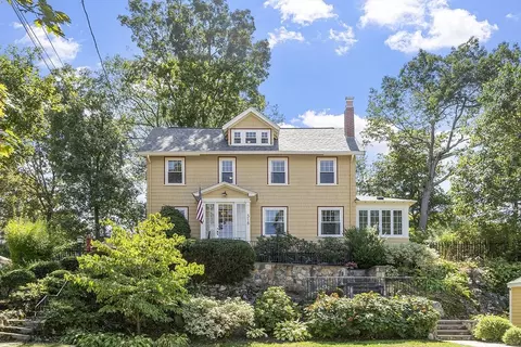 318 W Emerson St, Melrose, MA 02176
