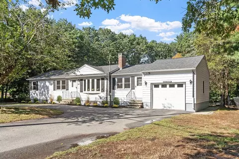 610 South St, Tewksbury, MA 01876