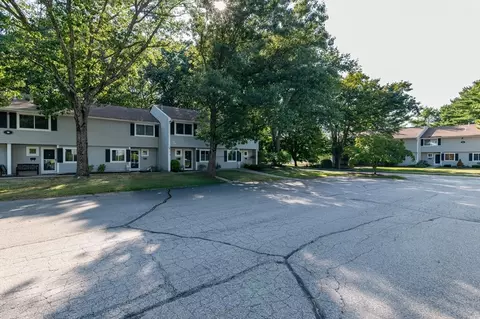 Exterior - 5 Beals Cove Rd #E, Hingham, MA 02043 photo 9 of 9