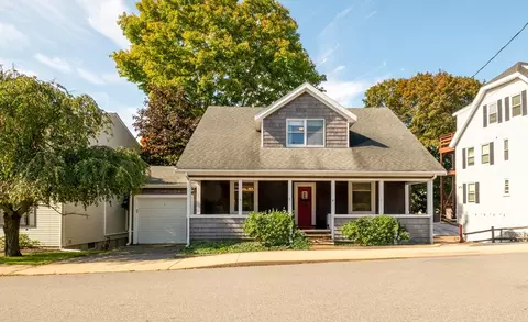 18 Lafayette Rd, Ipswich, MA 01938