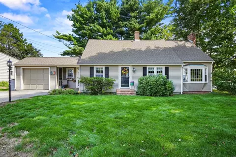 21 Fiske St, Shrewsbury, MA 01545
