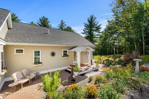 14 Cross St, Dunstable, MA 01827 photo 35