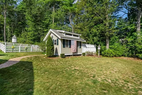 14 Cross St, Dunstable, MA 01827 photo 37