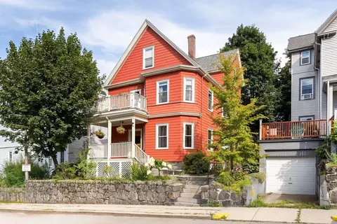 93 Wenham St #2, Jamaica Plain, MA 02130
