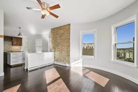 52 Providence St #3, Worcester, MA 01604