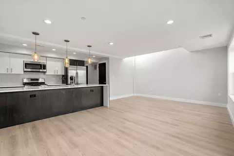 85 Everett St #3, Boston, MA 02128 photo 5