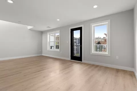 85 Everett St #3, Boston, MA 02128 photo 3