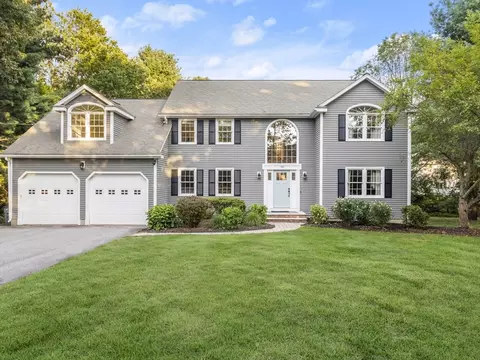 120 Gray St, North Andover, MA 01845