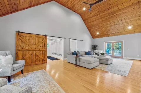31 Douglas Rd, Sutton, MA 01590 photo 7