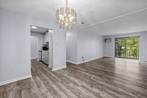 151 King St #308C, Franklin, MA 02038