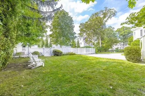 154 Warren St, Needham, MA 02492 photo 22
