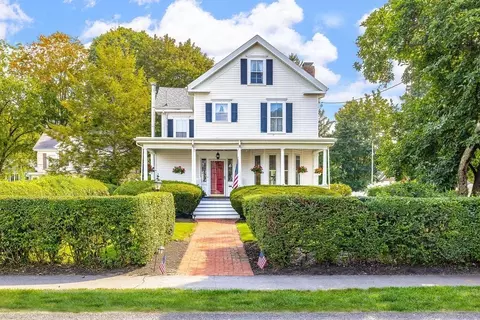 154 Warren St, Needham, MA 02492