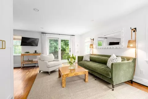 3 West St, Hingham, MA 02043 photo 2