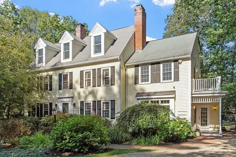 234 Brentwood Cir, North Andover, MA 01845