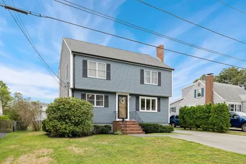 19 Cedar Grove Ave, Peabody, MA 01960