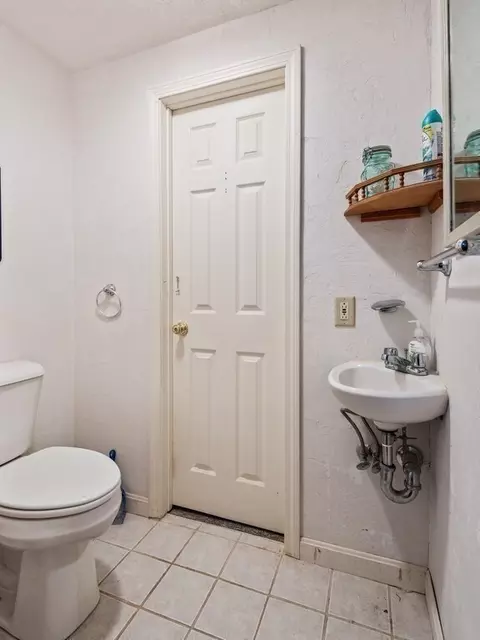 224 E Hill Rd, Brimfield, MA 01010 photo 17