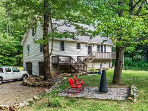 224 E Hill Rd, Brimfield, MA 01010 photo 2