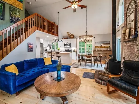 224 E Hill Rd, Brimfield, MA 01010 photo 5