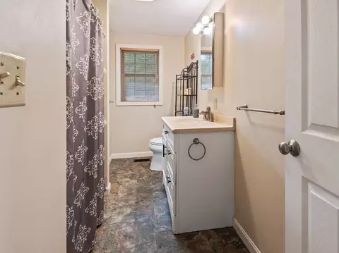 224 E Hill Rd, Brimfield, MA 01010 photo 15