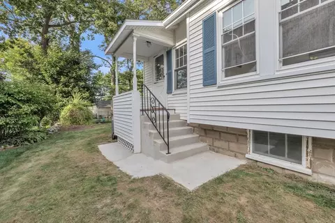 Exterior - 30 Morse Rd, Framingham, MA 01701 photo 4 of 6