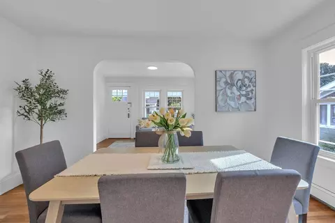 Dining - 30 Morse Rd, Framingham, MA 01701 photo 4 of 7