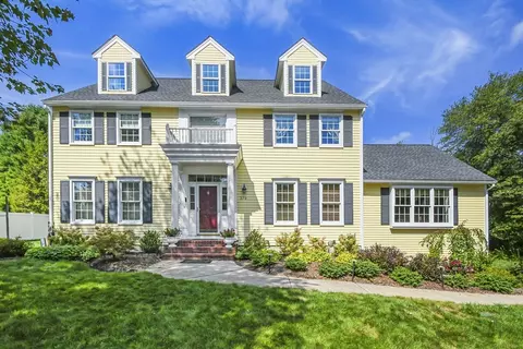 379 Stearns Rd, Marlborough, MA 01752