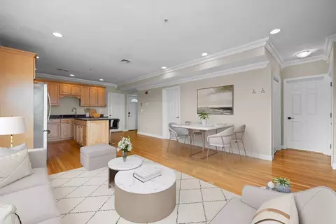 20 Cross St # R, Somerville, MA 02145