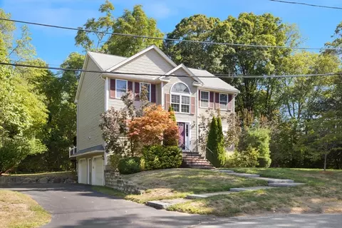 94 Pinedale Ave, Billerica, MA 01821