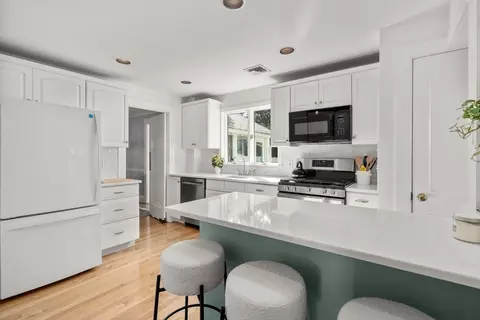 14 Lasalle Rd, Needham, MA 02494 photo 9