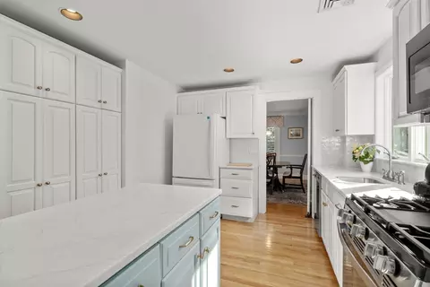 14 Lasalle Rd, Needham, MA 02494 photo 8
