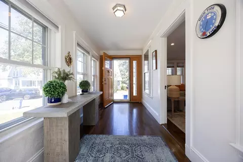 Entry Way - 44 Birch Rd, Winthrop, MA 02152 photo 1 of 4