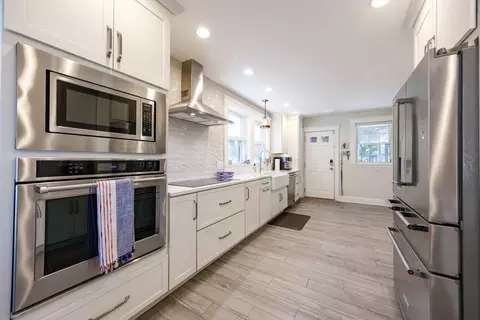 Kitchen - 44 Birch Rd, Winthrop, MA 02152 photo 4 of 7