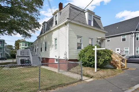 16 Dudley St, Haverhill, MA 01830