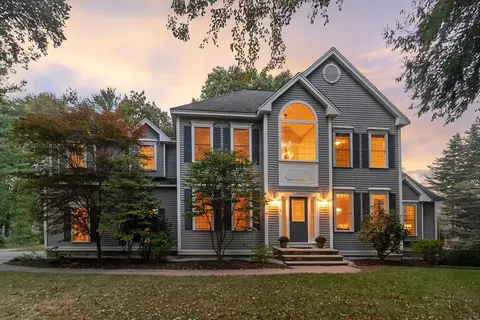 4 Casie Ln, Westford, MA 01886