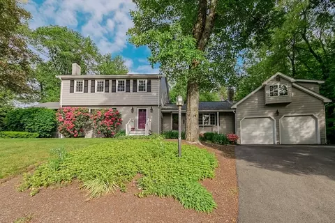 14 Andrew Ln, Holliston, MA 01746