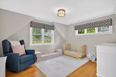 Bedroom - 31 Laurel Dr, Needham, MA 02492 photo 3 of 3