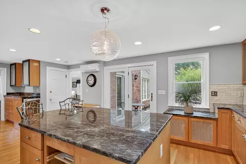 Kitchen - 31 Laurel Dr, Needham, MA 02492 photo 2 of 3