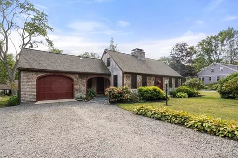 117 Concord St, Maynard, MA 01754