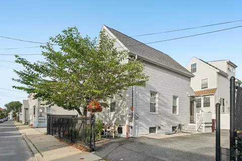 Exterior - 7 Montrose St, Everett, MA 02149 photo 5 of 6